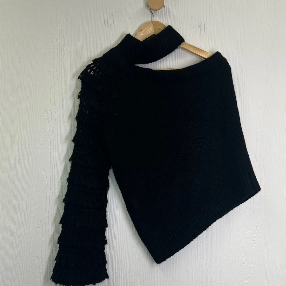 House Of Harlow X Revolve - Black One Shoulder Long Sleeve Fringe Sweater Medium